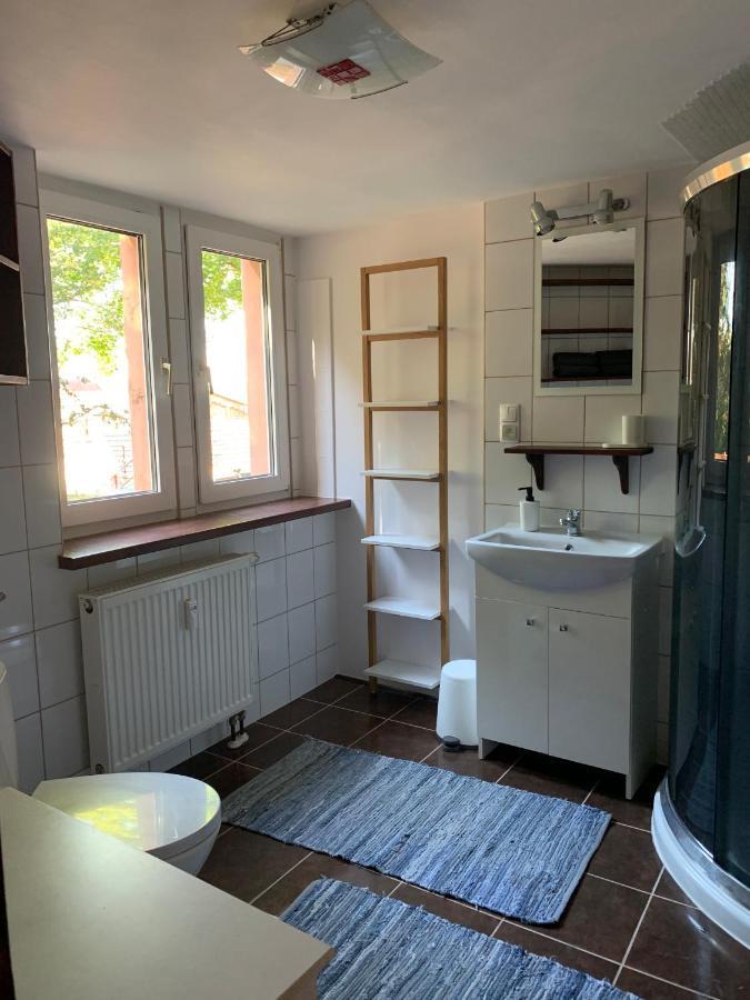 25 Apartment